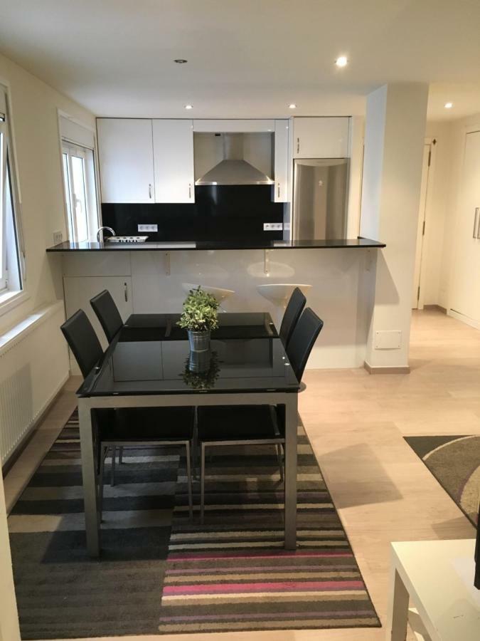 Cerca De Riazor, 3 Habitaciones, Impecable โอโกรูญา ภายนอก รูปภาพ