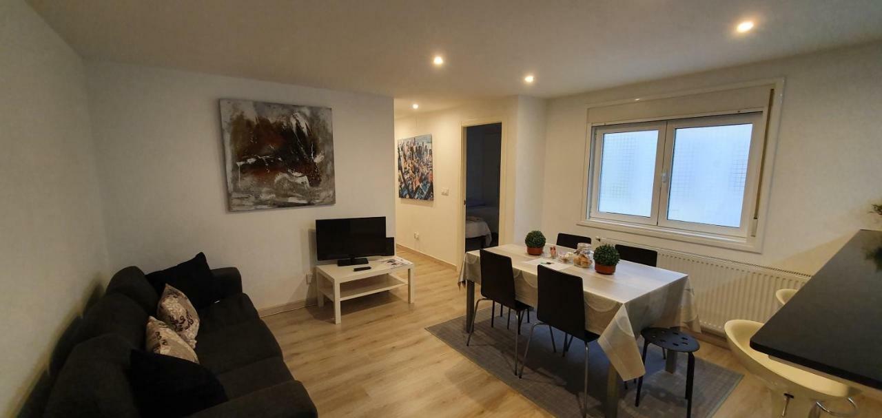 Cerca De Riazor, 3 Habitaciones, Impecable โอโกรูญา ภายนอก รูปภาพ